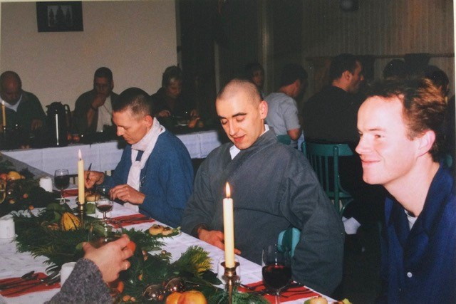 Weihnachtsessen ca. 1999 (links Doshin, neben ihr Daniel)